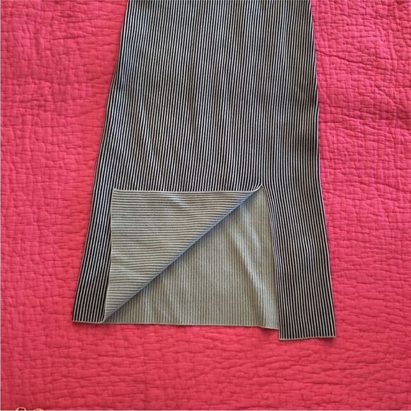 Reiss Striped Sleeveless  midi Dress, US0 - Picture 6 of 10